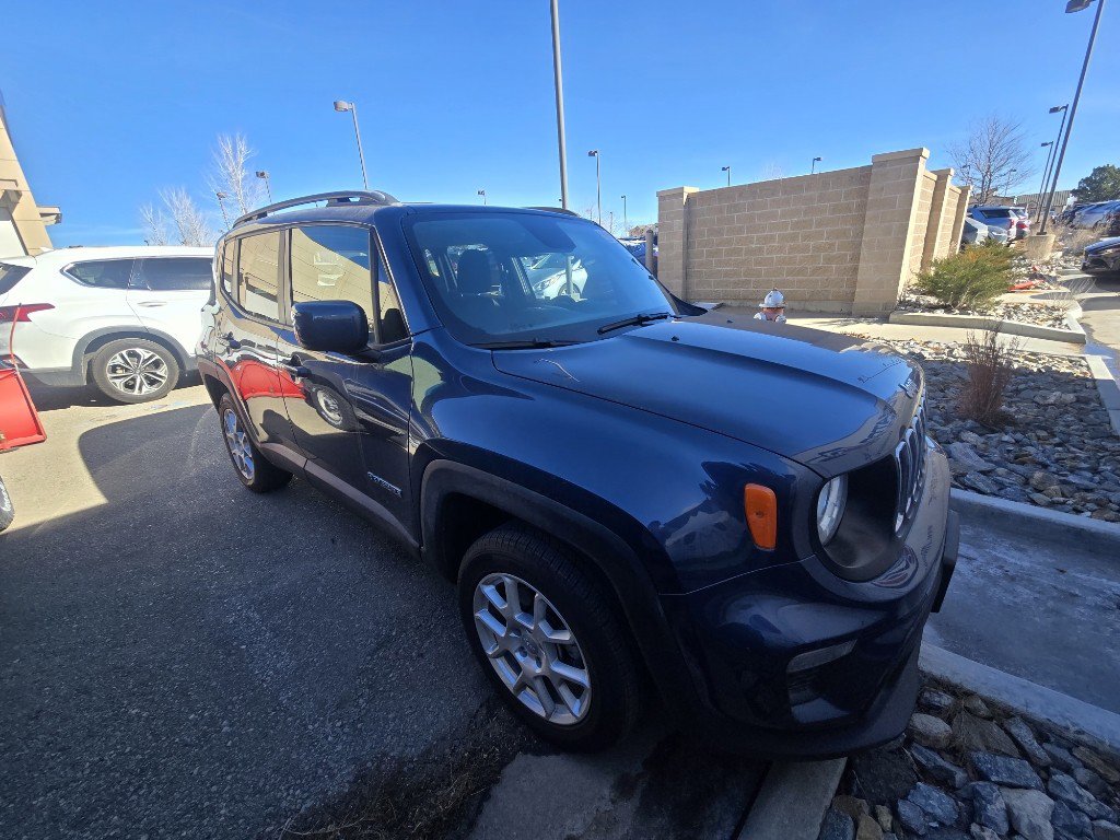 Used 2020 Jeep Renegade Latitude w/ Cold Weather Group image 6