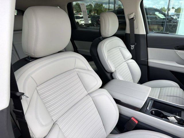 New 2026 Lincoln Nautilus Reserve AWD/4WD image 19