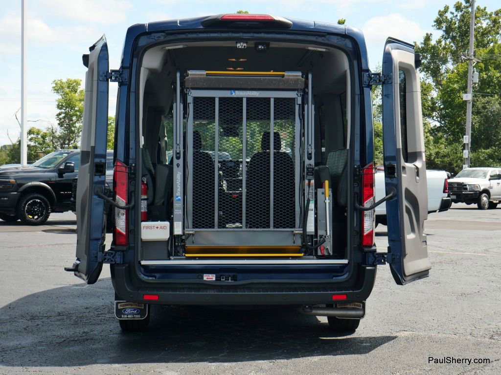 Used 2020 Ford Transit 350 XL image 40