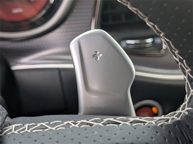 Used 2016 Dodge Challenger SRT Hellcat image 25