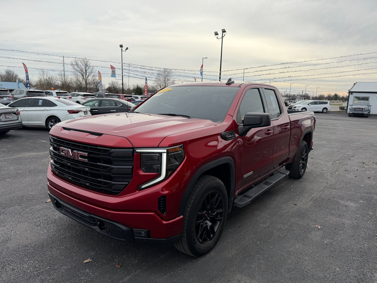 Used 2023 GMC Sierra 1500 Elevation image 9