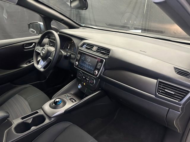 Used 2024 Nissan Leaf S FWD image 16
