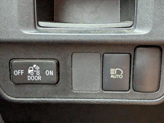 Used 2019 Toyota Tacoma SR5 image 17