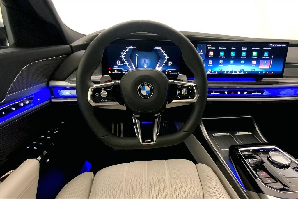 Certified 2023 BMW 760i xDrive w/ Executive Package AWD/4WD image 4