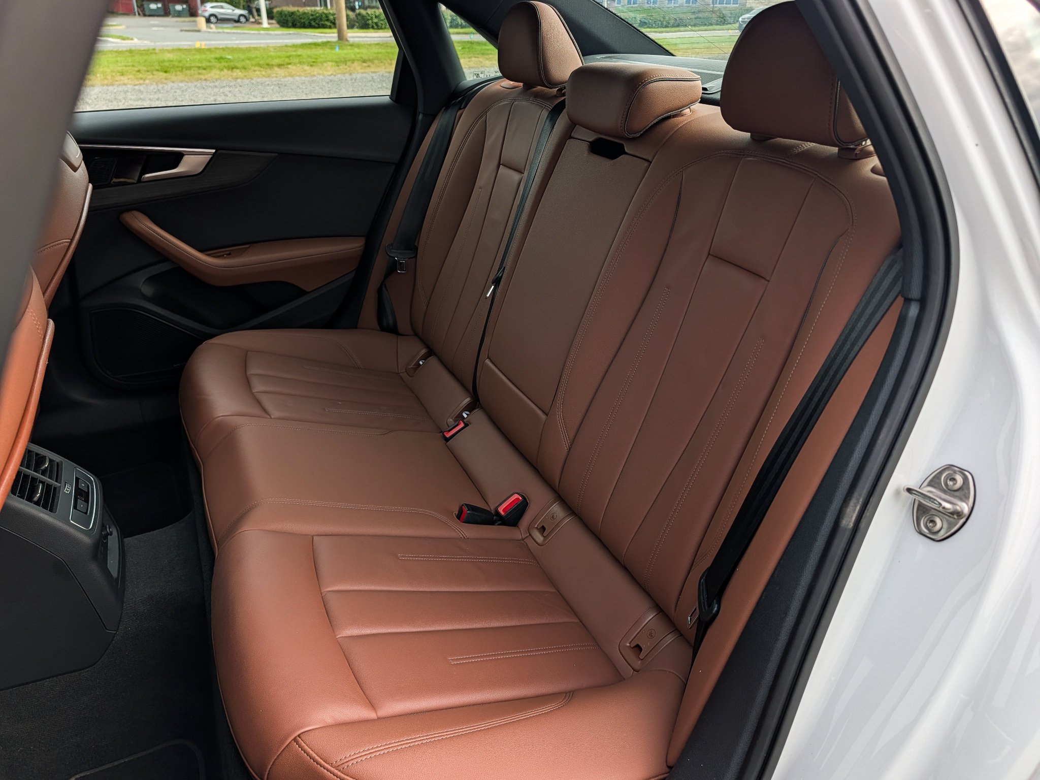 Used 2024 Audi A4 2.0T Premium Plus AWD/4WD image 18