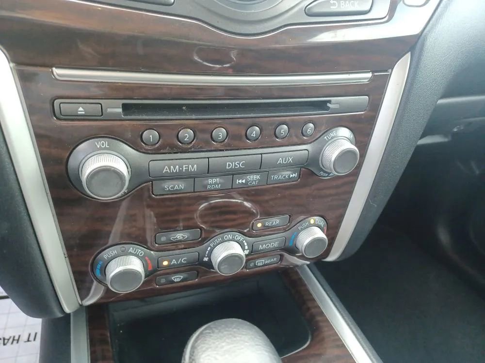 Used 2014 Nissan Pathfinder SL w/ SL Premium Package image 13