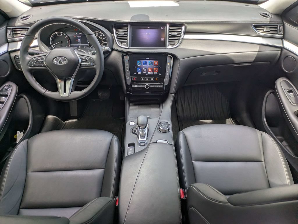 Used 2021 INFINITI QX50 Luxe FWD image 18