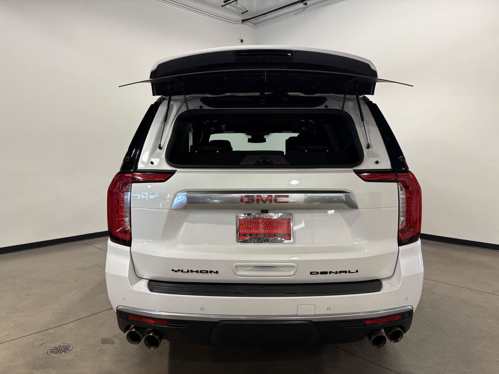 Used 2023 GMC Yukon Denali AWD/4WD image 47