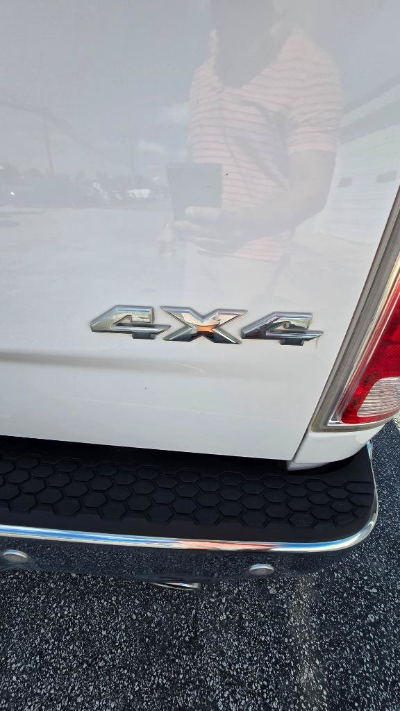 Used 2014 RAM 1500 Laramie w/ Convenience Group AWD/4WD image 8