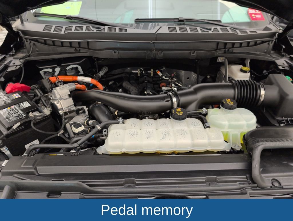 Certified 2025 Ford F150 Platinum w/ Equipment Group 702A High image 47