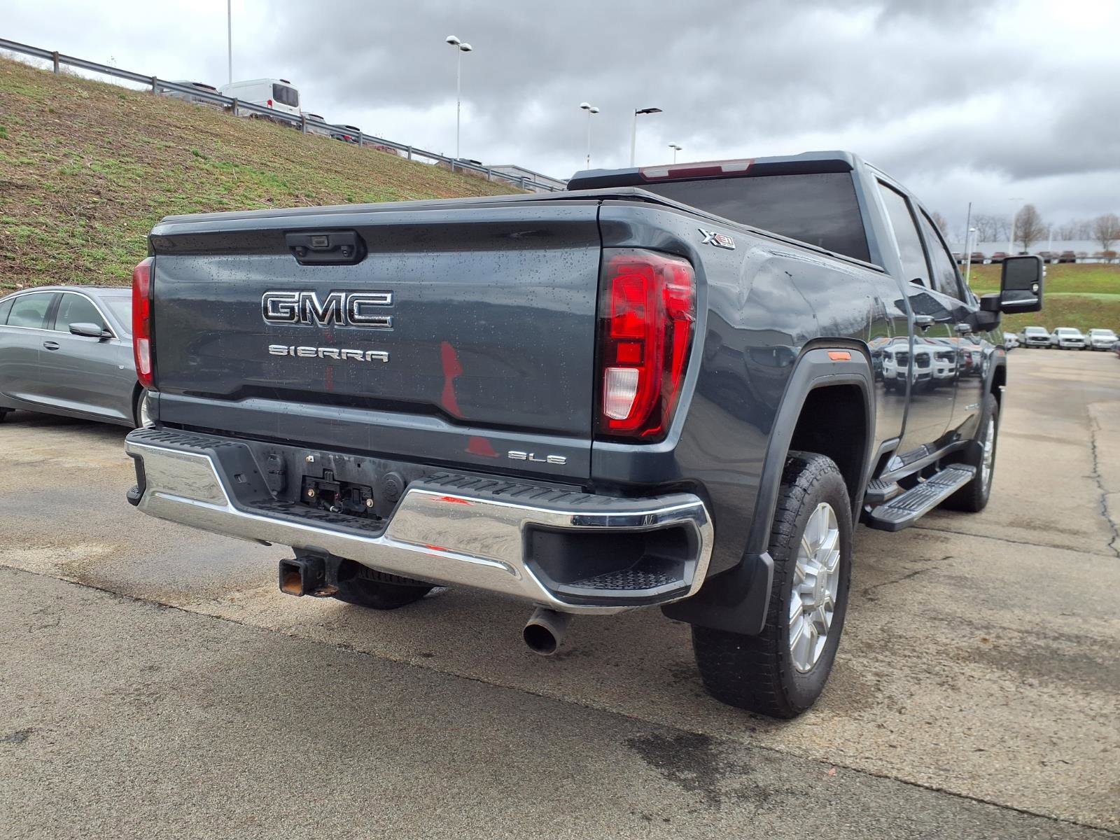 Used 2020 GMC Sierra 2500 SLE w/ SLE Value Package; image 6