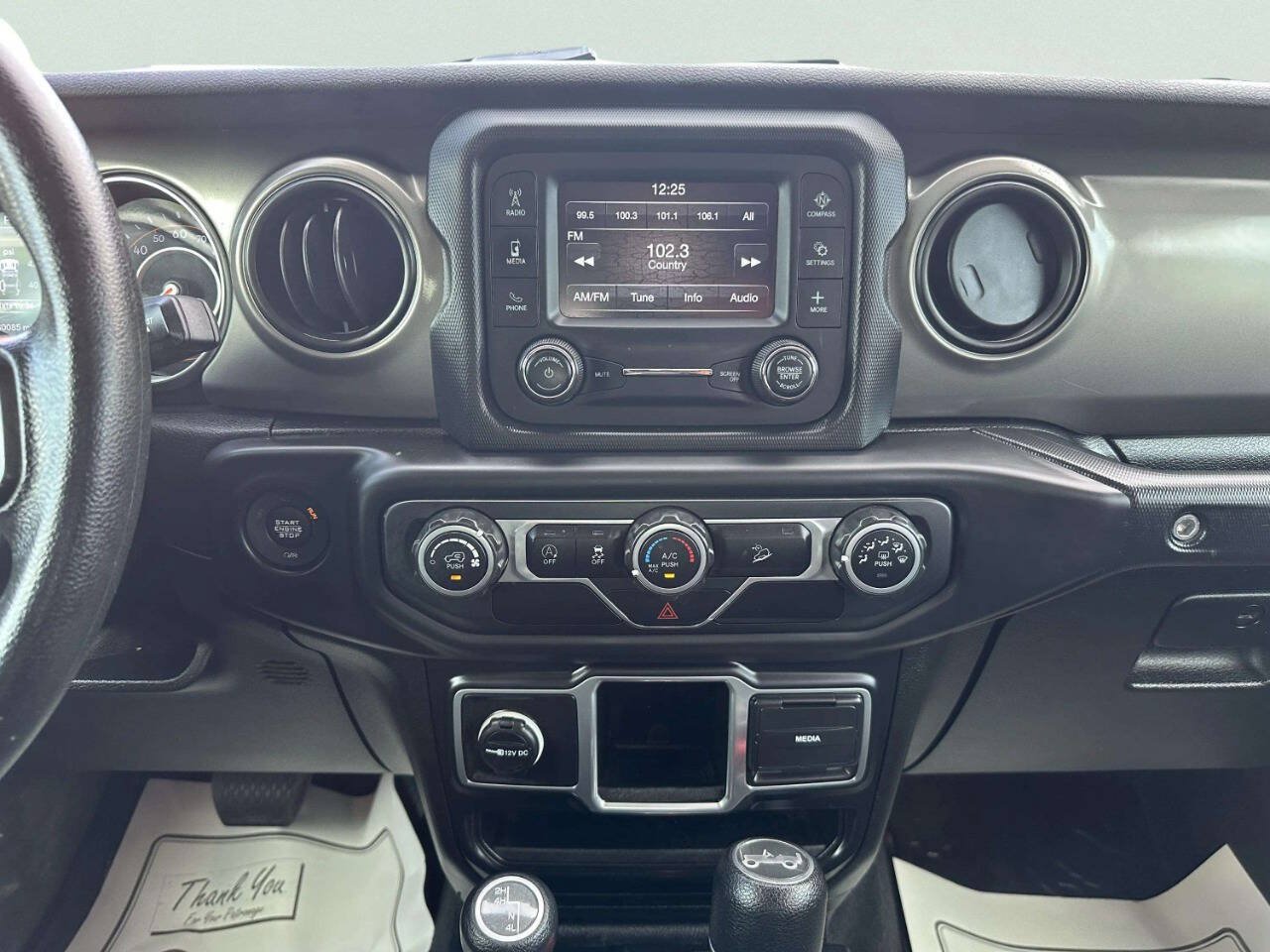 Used 2018 Jeep Wrangler Unlimited Sport AWD/4WD image 25