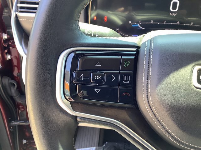 Used 2022 Jeep Grand Wagoneer Series II w/ Premium Group II image 13