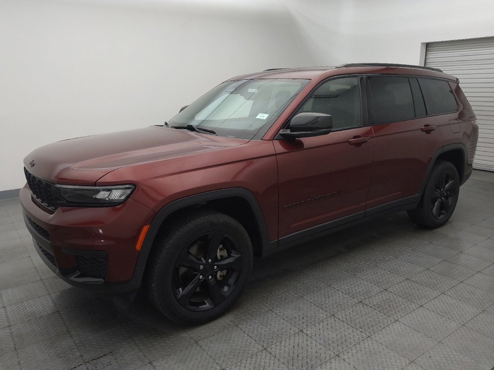 Used 2022 Jeep Grand Cherokee L Laredo RWD image 2