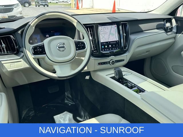 Used 2025 Volvo XC60 B5 Core w/ Climate Package AWD/4WD image 2