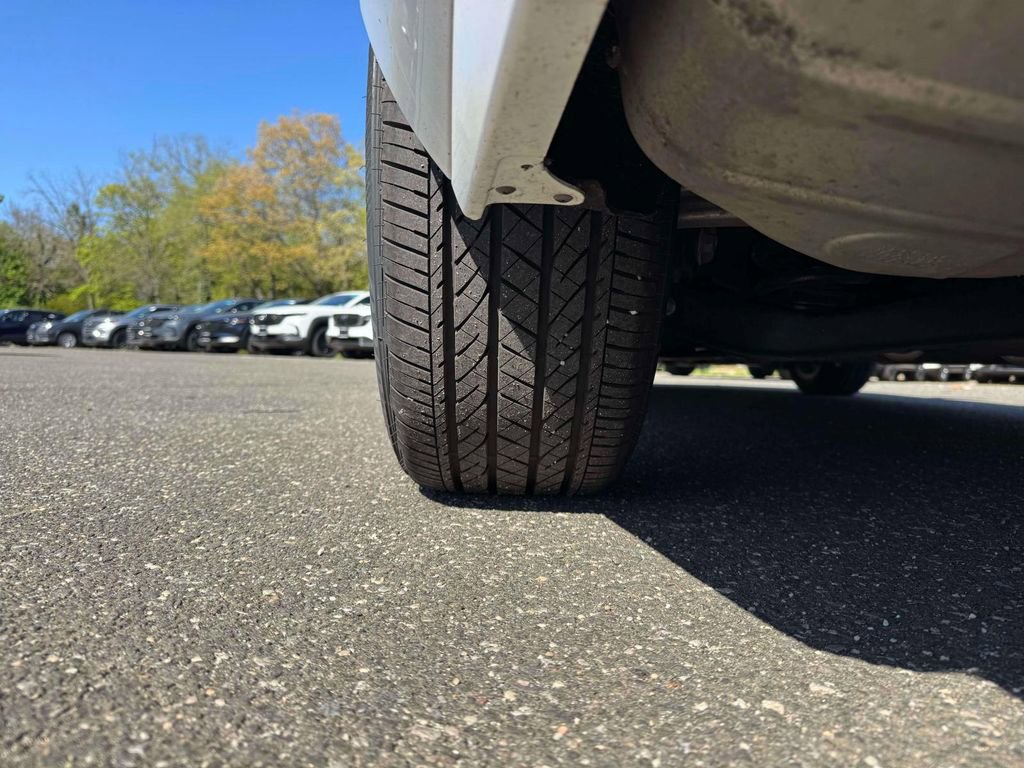 Used 2023 Acura TLX FWD image 12