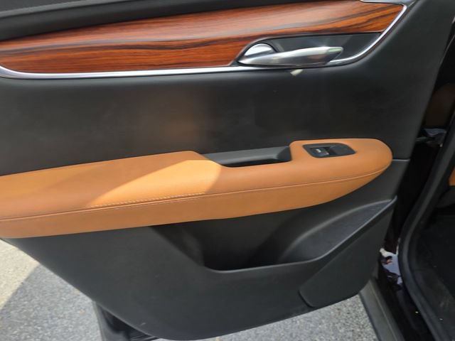 Used 2021 Cadillac XT5 Premium Luxury FWD image 15