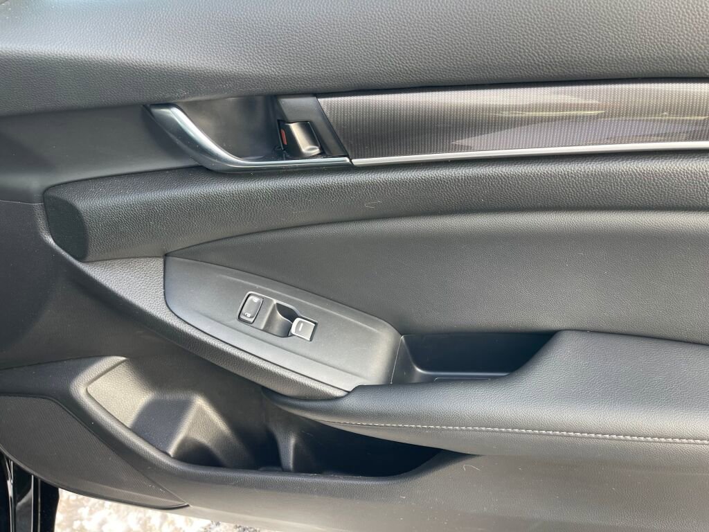 Used 2022 Honda Accord Sport image 22