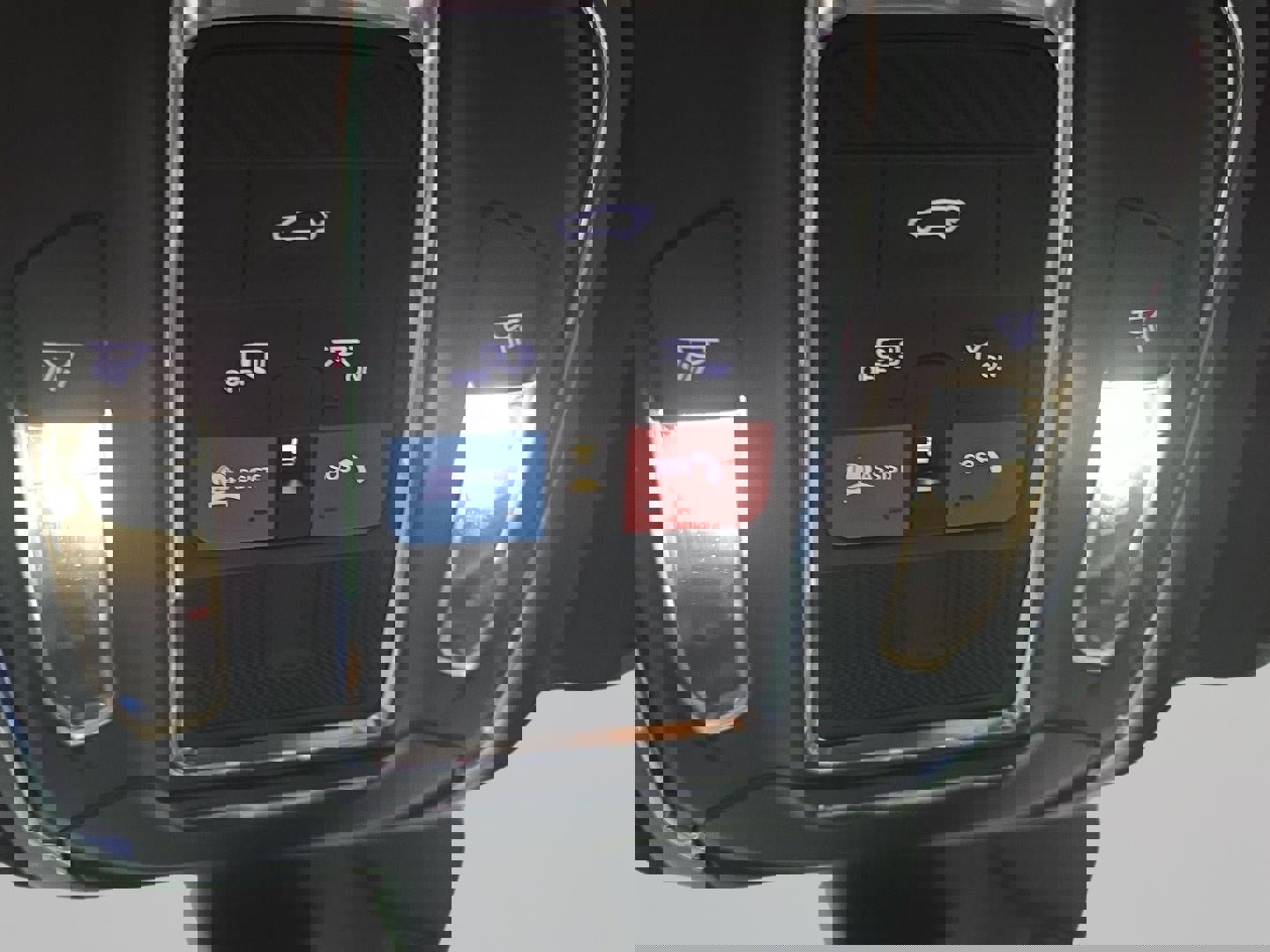 Used 2024 Jeep Grand Cherokee Limited image 19