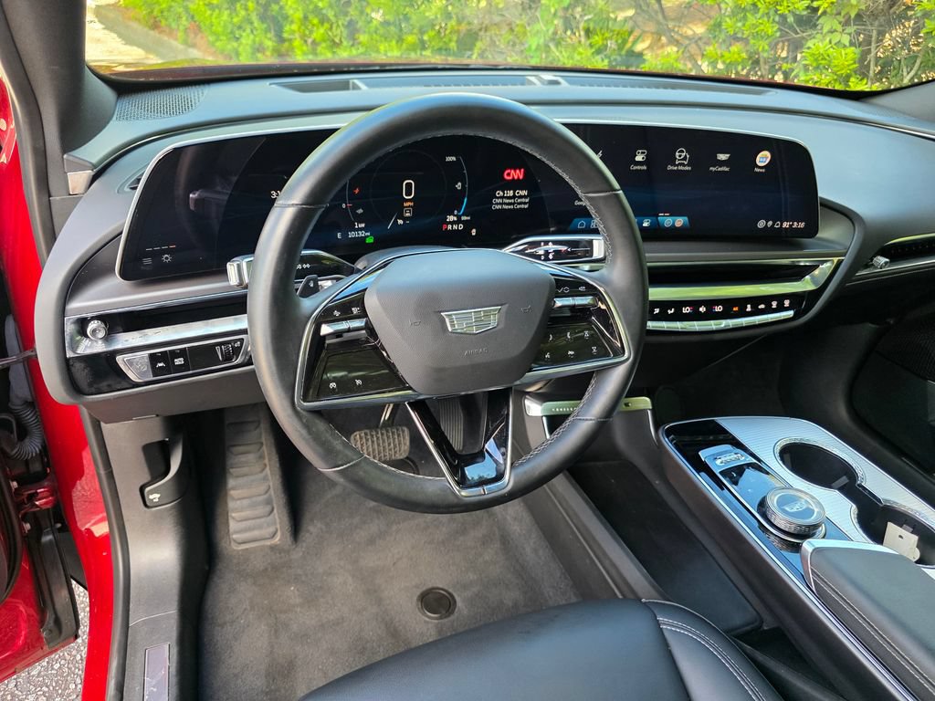 Certified 2024 Cadillac Lyriq Tech RWD image 15