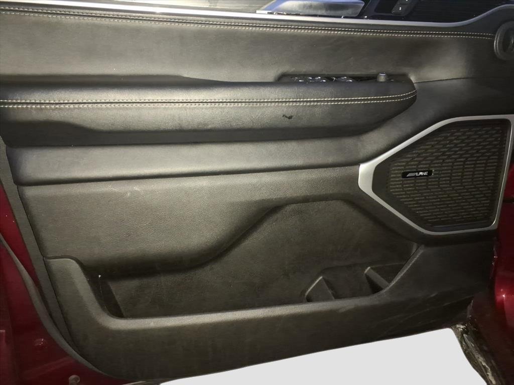 Used 2024 Jeep Wagoneer Series II w/ Flexible Seating Group image 24