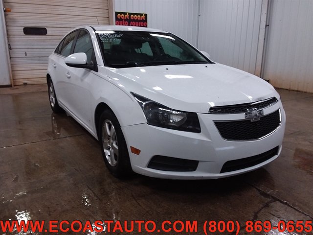 Used 2014 Chevrolet Cruze LT w/ Enhanced Safety Package FWD image 1