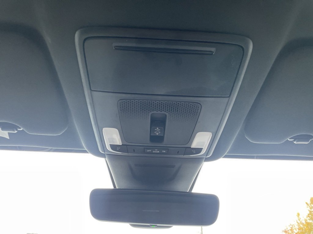 Used 2024 Honda CR-V Sport Touring image 31