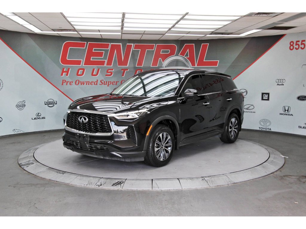 Used 2025 INFINITI QX60 Pure w/ Cargo Package FWD image 2