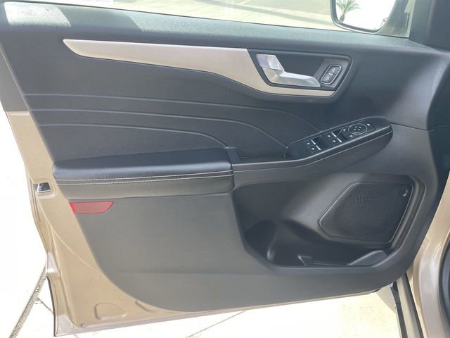 Used 2021 Ford Escape SEL image 22