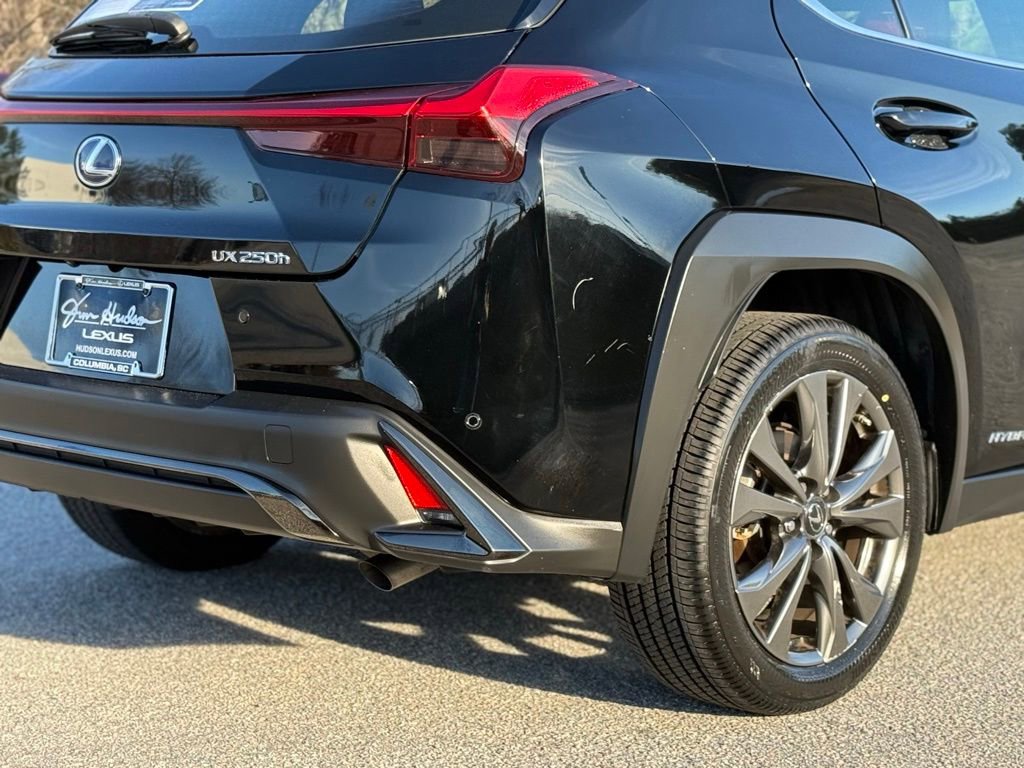 Used 2019 Lexus UX 250h F Sport w/ F Sport Premium Package image 15