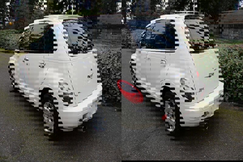 Used 2007 Chrysler PT Cruiser image 4