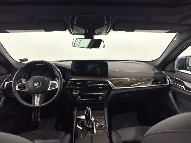 Certified 2023 BMW 530i xDrive w/ M Sport Package AWD/4WD image 29