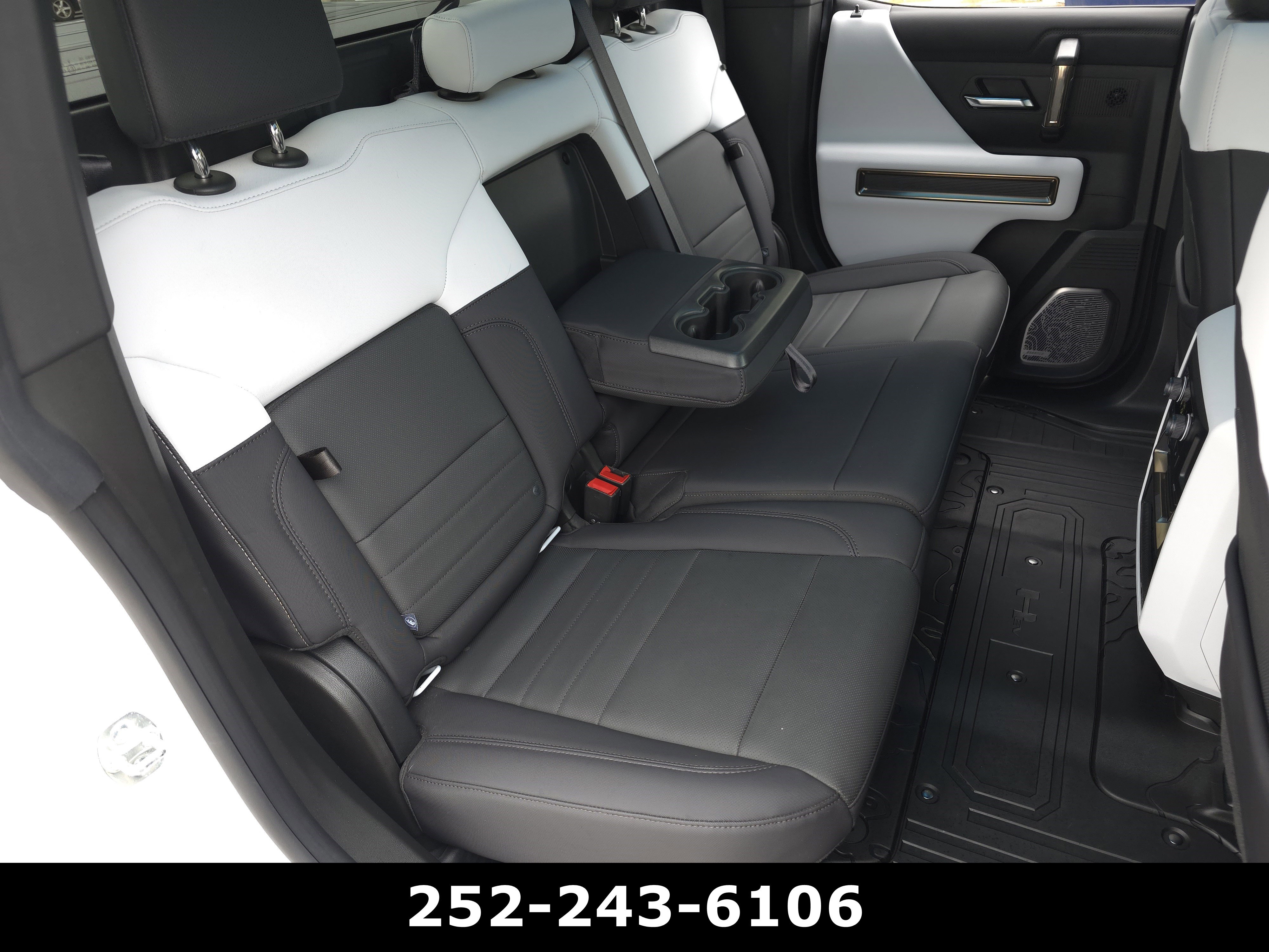 Used 2025 GMC Hummer EV 3X AWD/4WD image 50