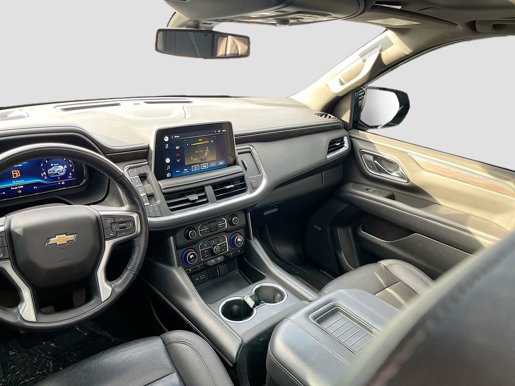 Used 2022 Chevrolet Tahoe Z71 w/ Luxury Package AWD/4WD image 24
