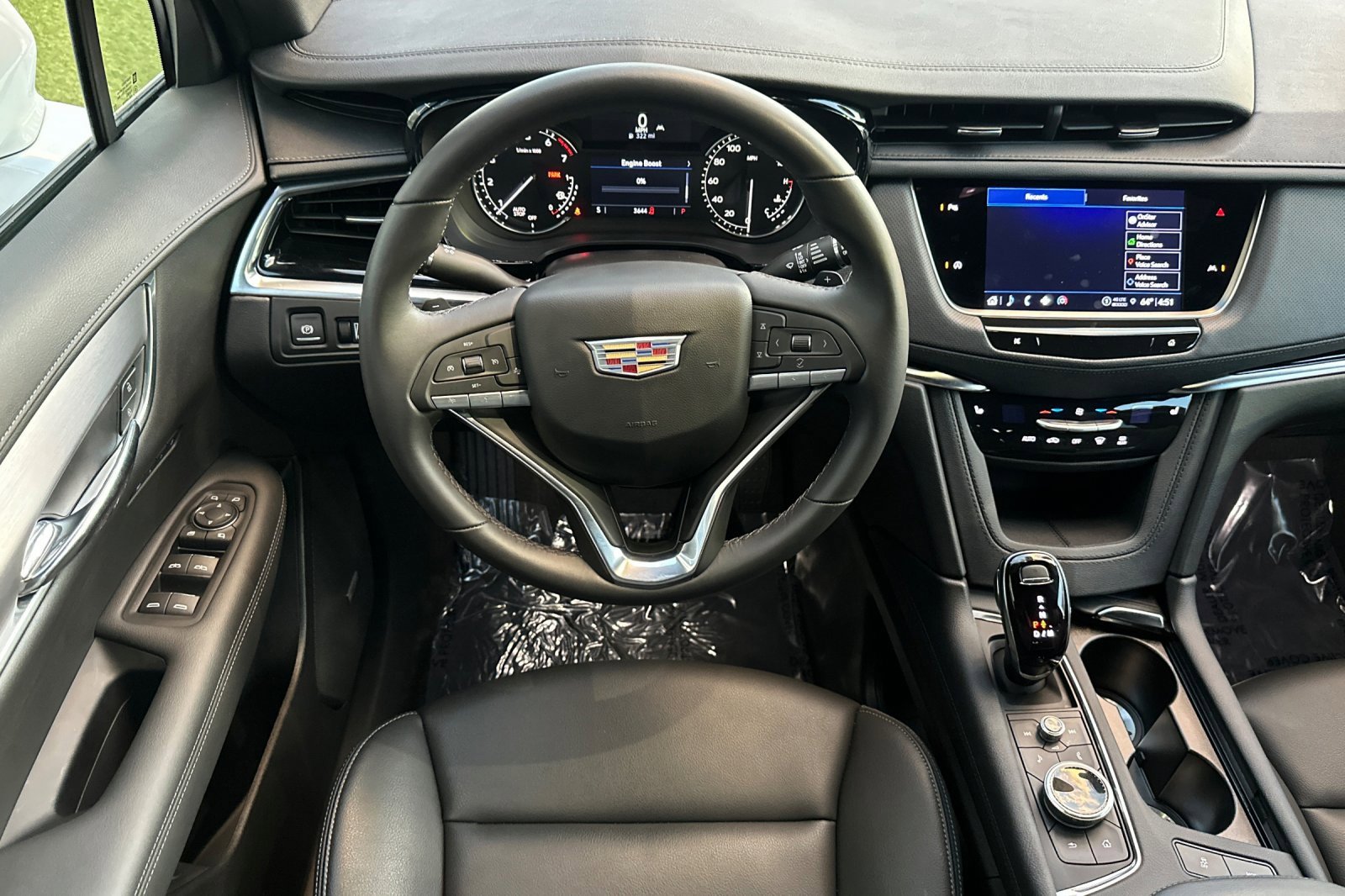 Used 2025 Cadillac XT6 Luxury image 17