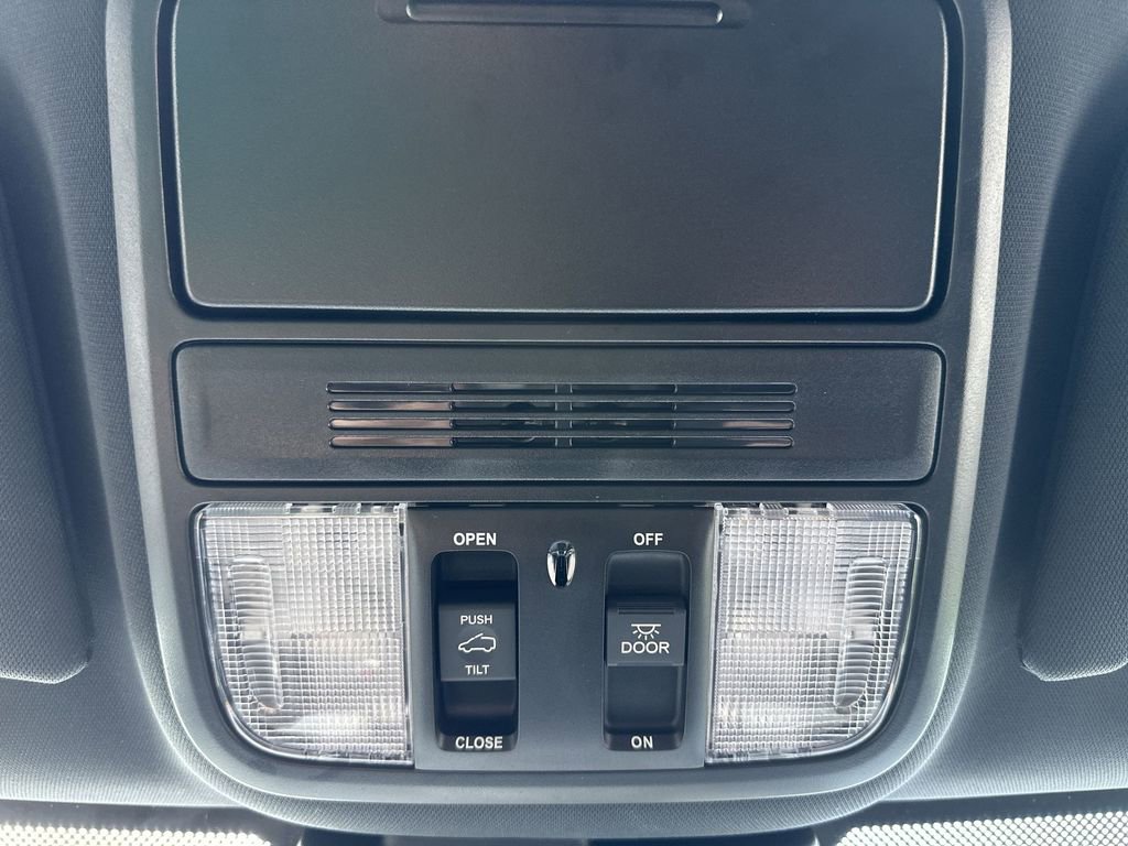 Used 2026 Honda Odyssey Sport-L image 29