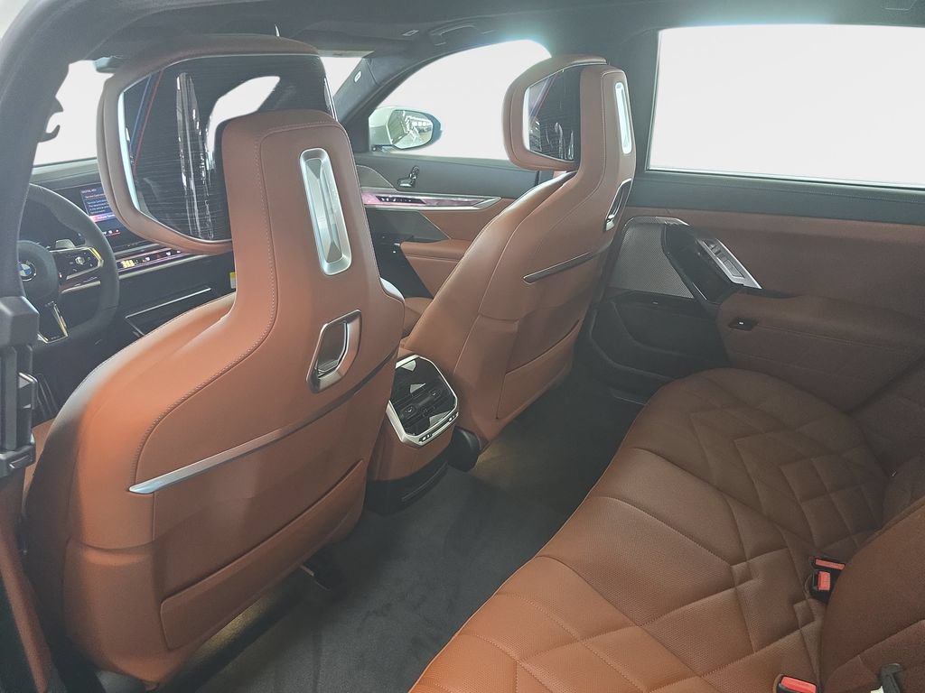 New 2026 BMW 740i w/ Executive Package RWD image 8
