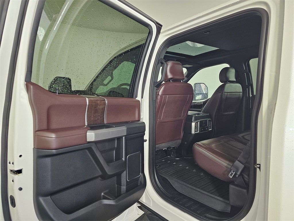 Used 2017 Ford F150 Platinum w/ Max Trailer Tow Package image 20