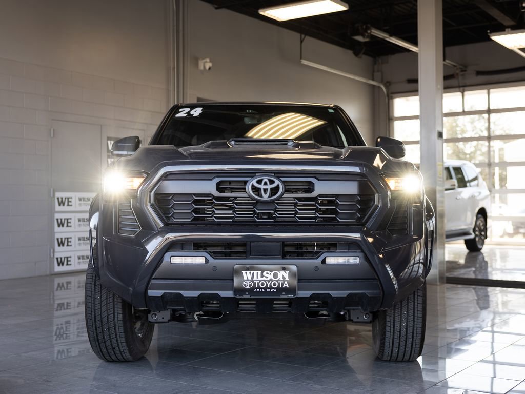 Certified 2024 Toyota Tacoma TRD Sport w/ TRD Sport Upgrade Package AWD/4WD image 3