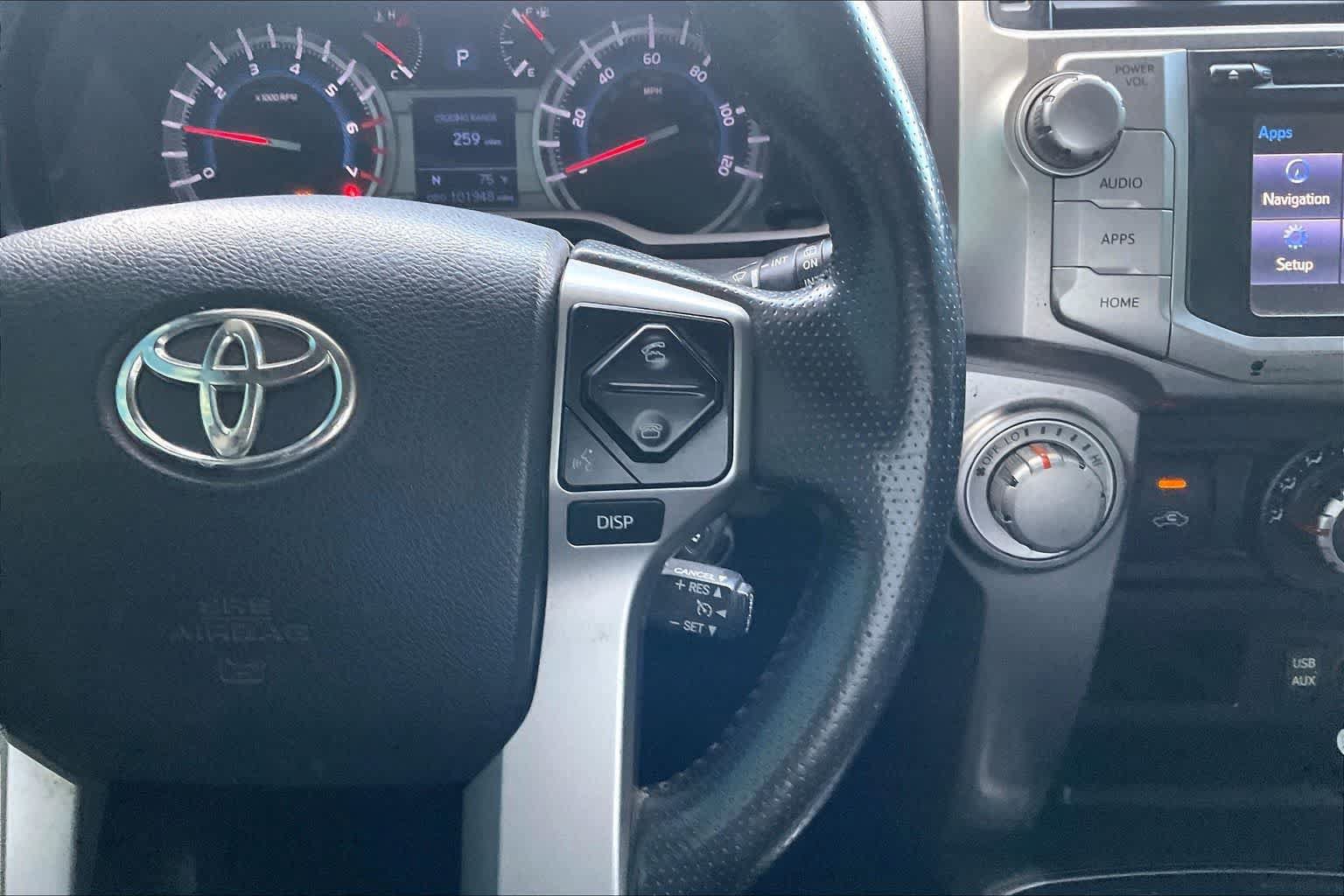 Used 2018 Toyota 4Runner SR5 Premium RWD image 25