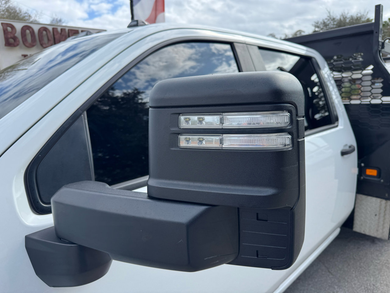 Used 2021 GMC Sierra 3500 2WD Crew Cab w/ Convenience Package image 2