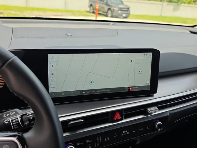 Certified 2025 Kia Sorento S w/ Panoramic Sunroof Package FWD image 24