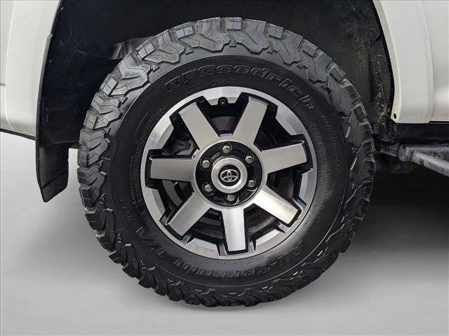 Used 2018 Toyota 4Runner TRD Off-Road Premium image 24