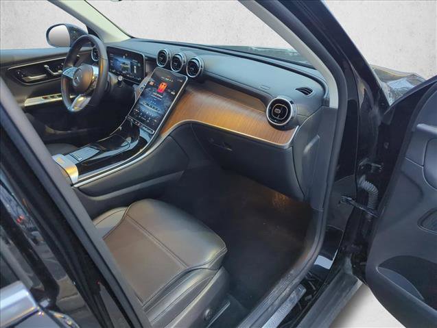 Used 2024 Mercedes-Benz GLC 300 4MATIC image 21