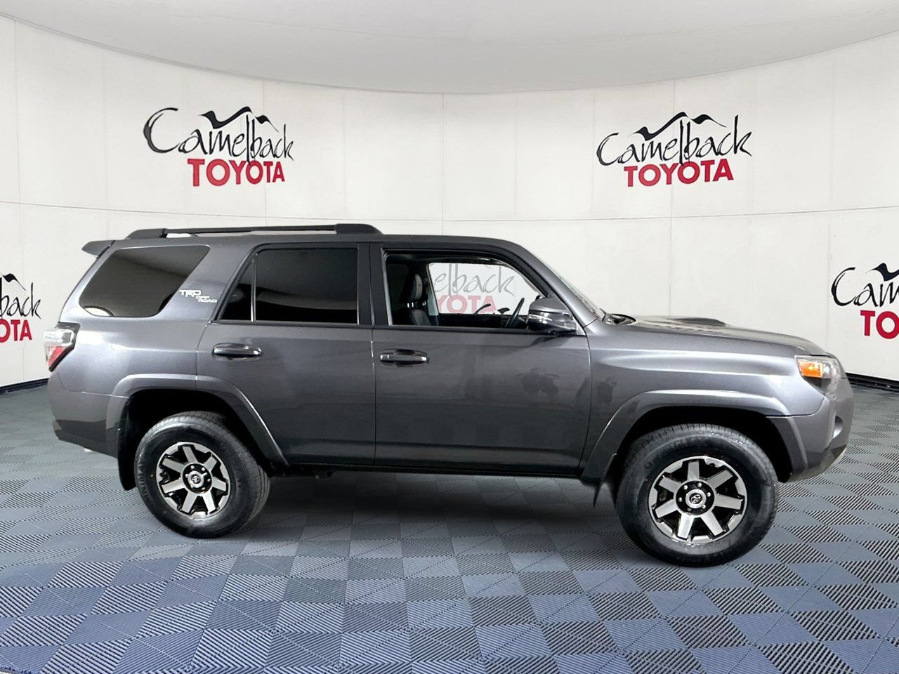 Used 2021 Toyota 4Runner TRD Off-Road Premium w/ Moonroof Package AWD/4WD image 9