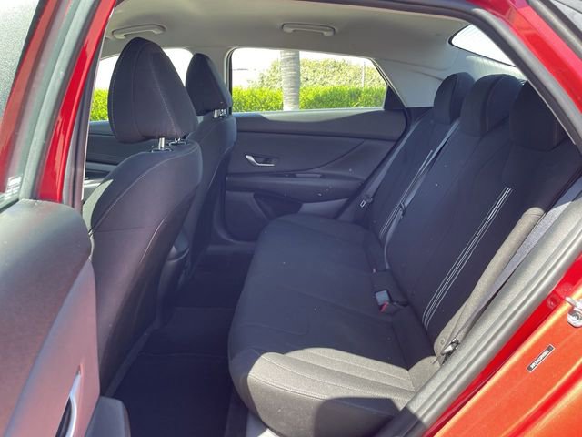 Used 2023 Hyundai Elantra SEL w/ Convenience Package FWD image 24