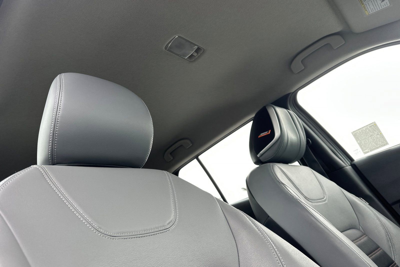 Used 2023 Nissan Kicks SR w/ SR Premium Package image 20