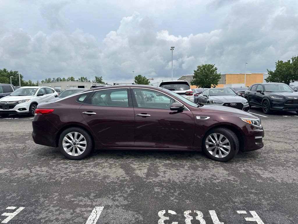Used 2016 Kia Optima EX w/ Premium Package FWD image 12