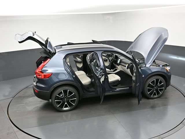 New 2026 Volvo XC40 B5 Ultra w/ Protection Package Premier AWD/4WD image 49