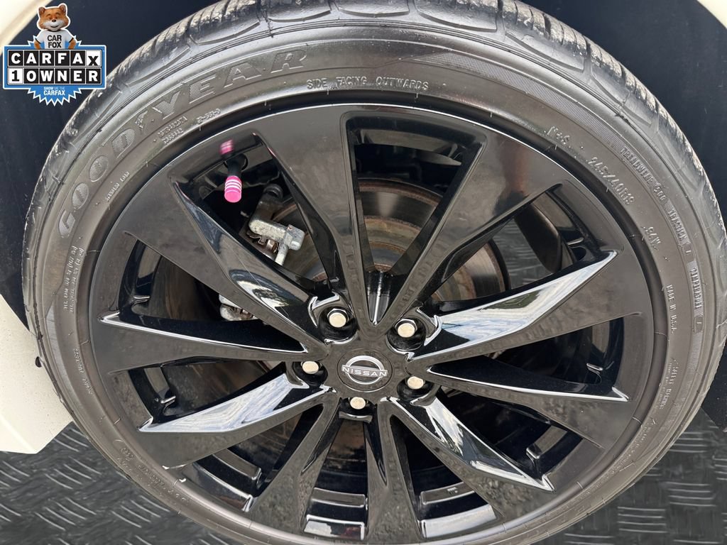 Certified 2023 Nissan Maxima SR w/ Sport Mat Group FWD image 21